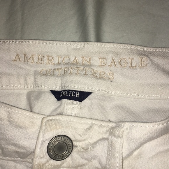 White denim shorts - Picture 3 of 3